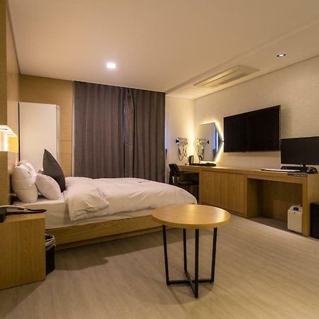 The City Hotel Jeonju Ngoại thất bức ảnh