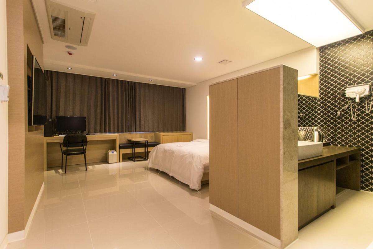 The City Hotel Jeonju Ngoại thất bức ảnh