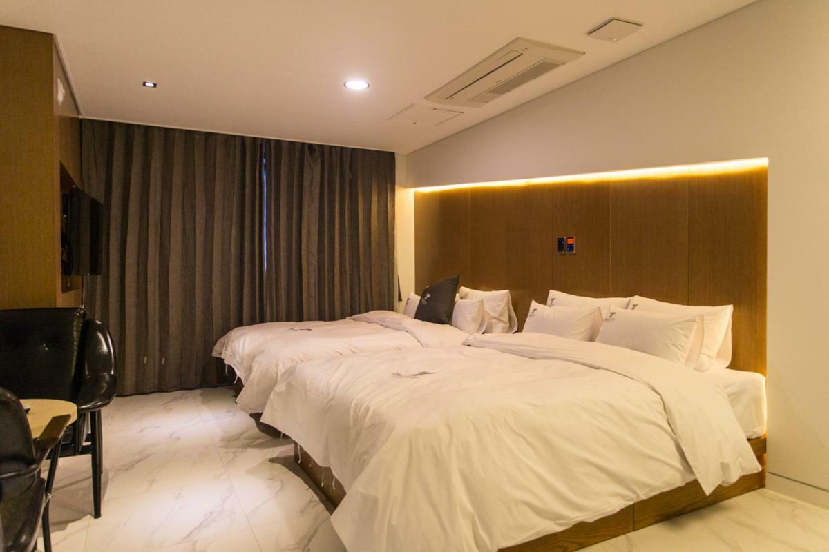 The City Hotel Jeonju Ngoại thất bức ảnh