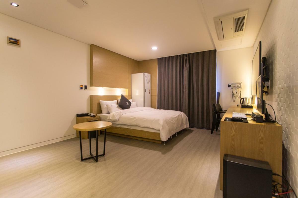 The City Hotel Jeonju Ngoại thất bức ảnh