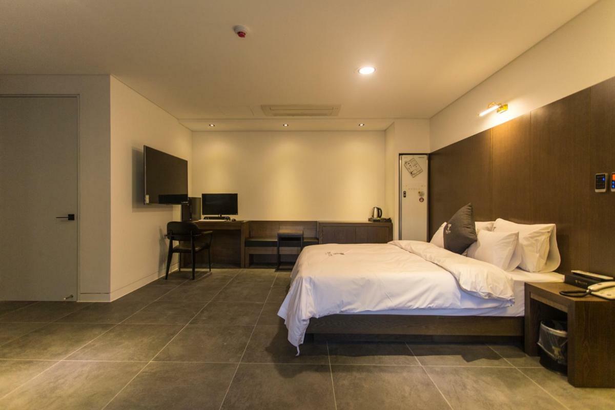 The City Hotel Jeonju Ngoại thất bức ảnh