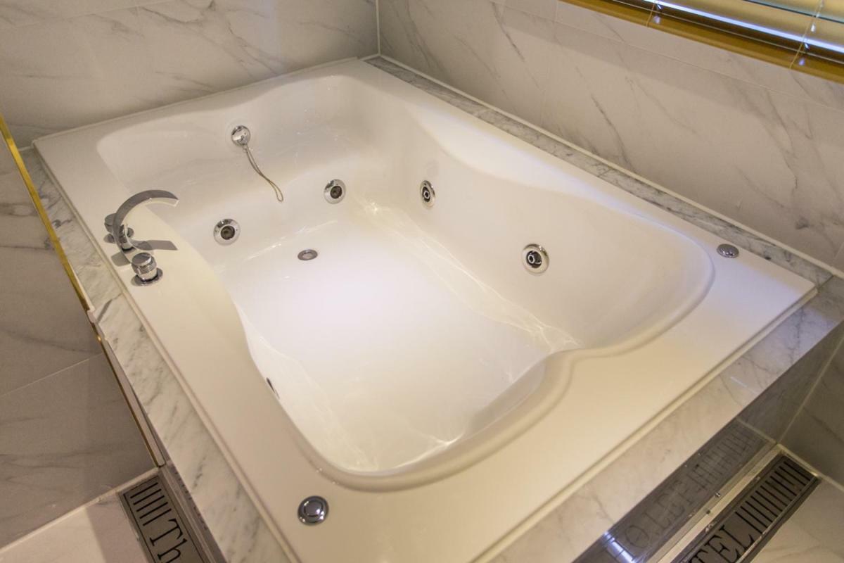 The City Hotel Jeonju Ngoại thất bức ảnh