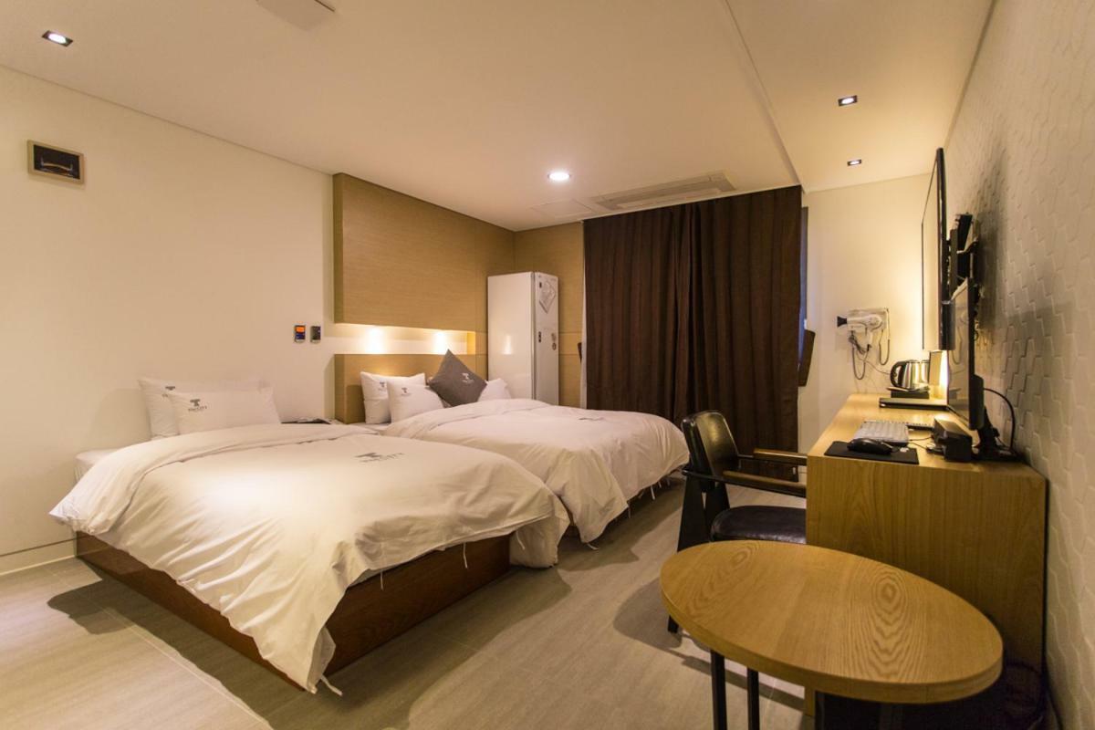 The City Hotel Jeonju Ngoại thất bức ảnh