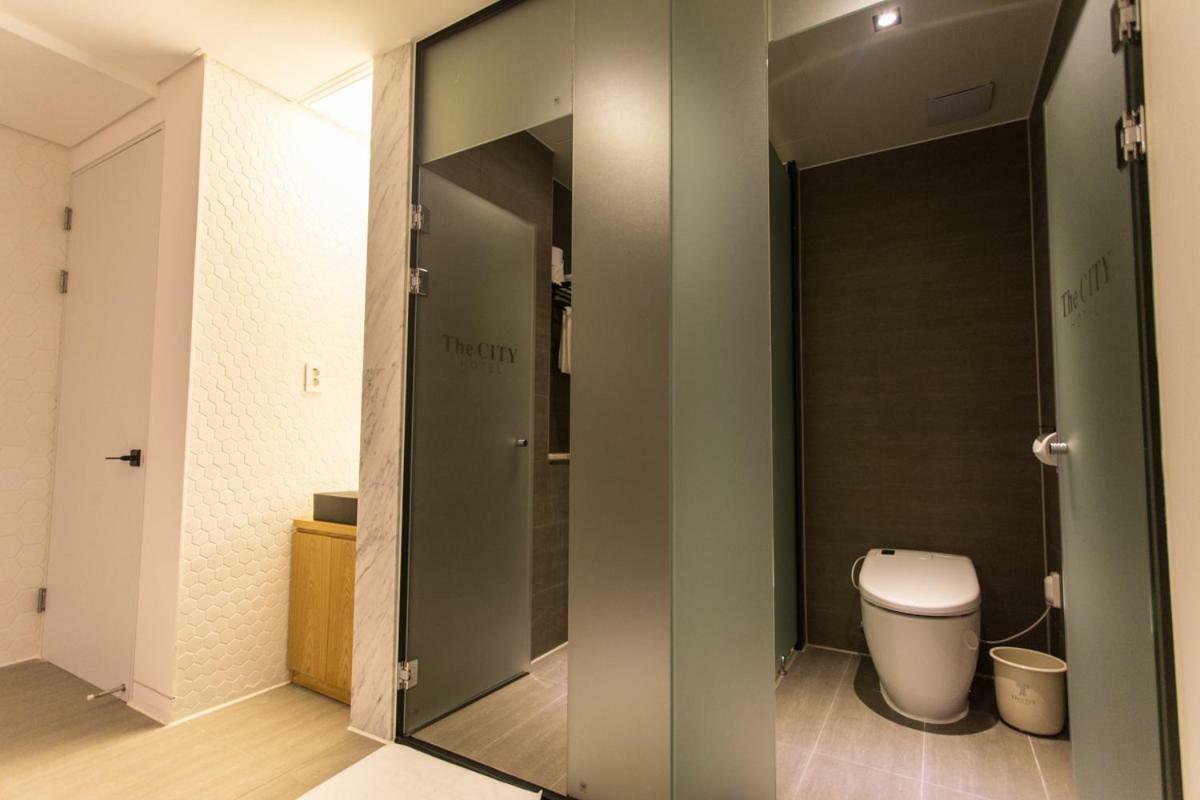 The City Hotel Jeonju Ngoại thất bức ảnh